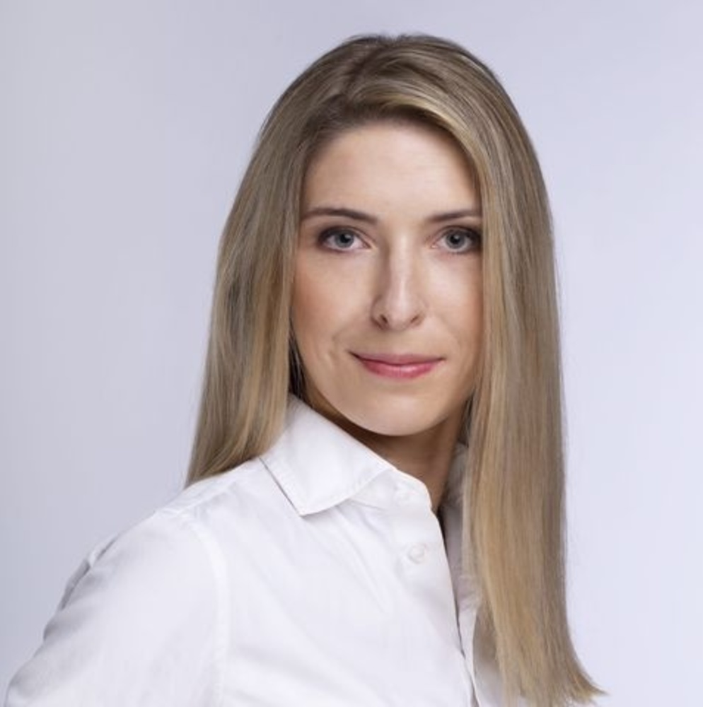 Meet your Posher, Agata